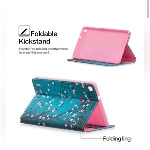 NWOT Blossom Case for 9.25” Tablet/ IPad Blue & Pink